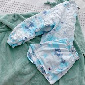 custom tie dye lounge sets !!!